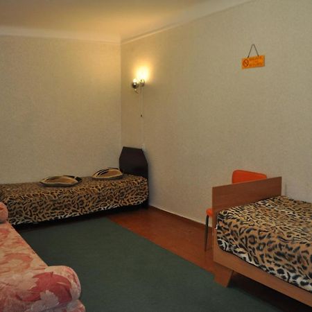 Apartment Near The Bus Station In Krementsjoek Buitenkant foto